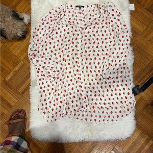 SEVEN7 White Button-Front Blouse with Red Floral Print
